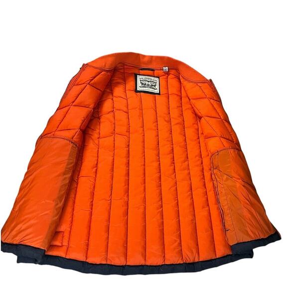 Levis Men's Quilted Utility Puffer Vest With Contrast Detailing 100% Nylon XL - Picture 10 of 14